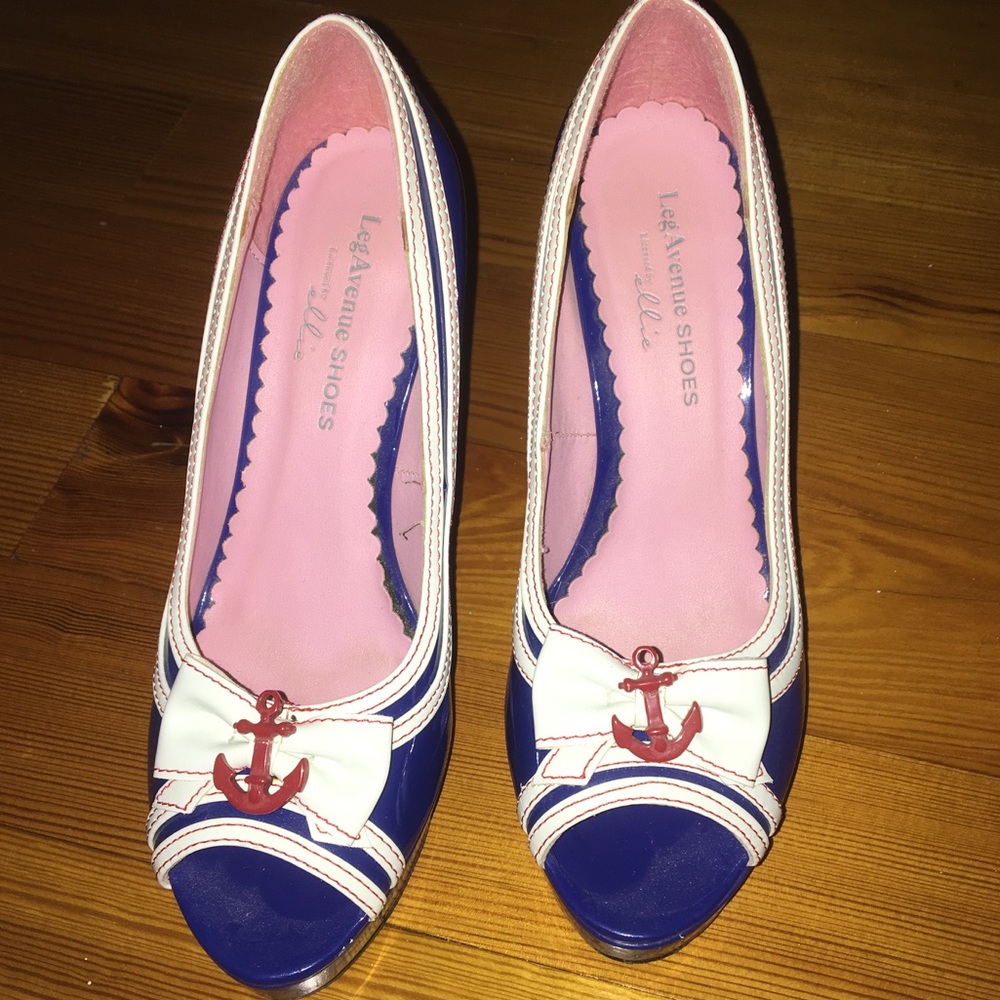 Size 6: sailor heels👠